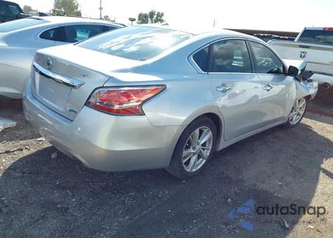 2014 Nissan Altima 2.5 Sl z USA, uszkodzony, nr VIN 1N4AL3AP3EN230141